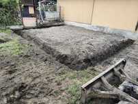 Execut lucrări cu mini-excavator 2.5 tone