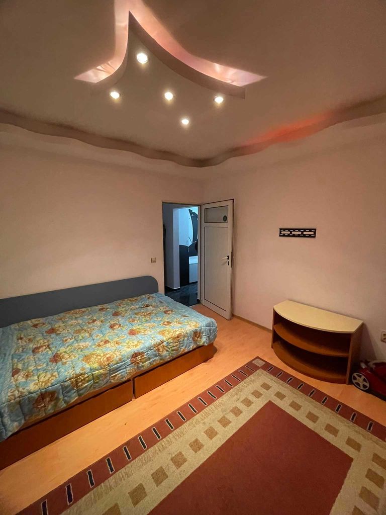 Продава се Тристаен апартамент в Търговище, Боровец - 75 кв.м за 1088 €/кв.м - Снимка #8