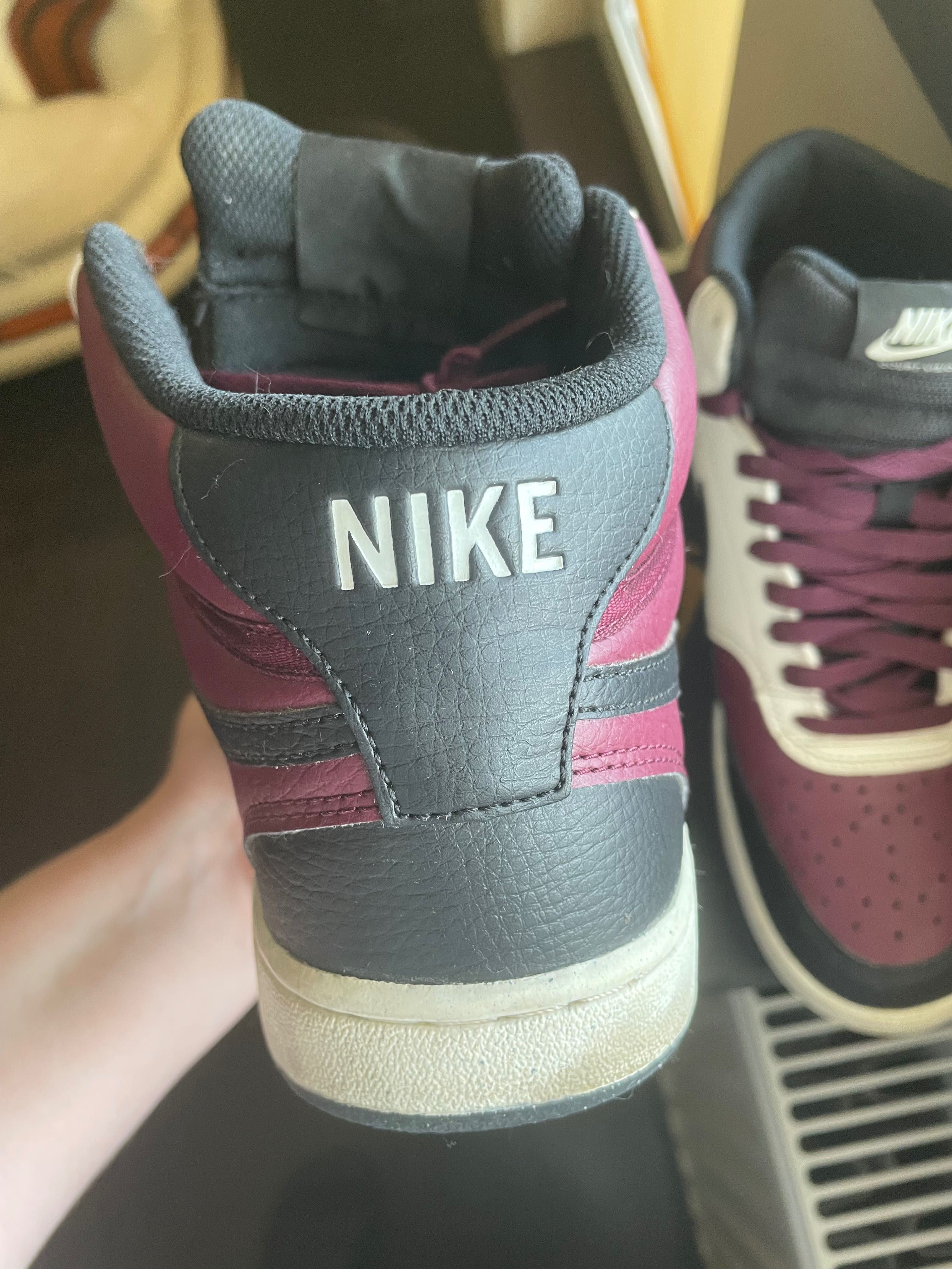 Nike Court Vision Mid NN