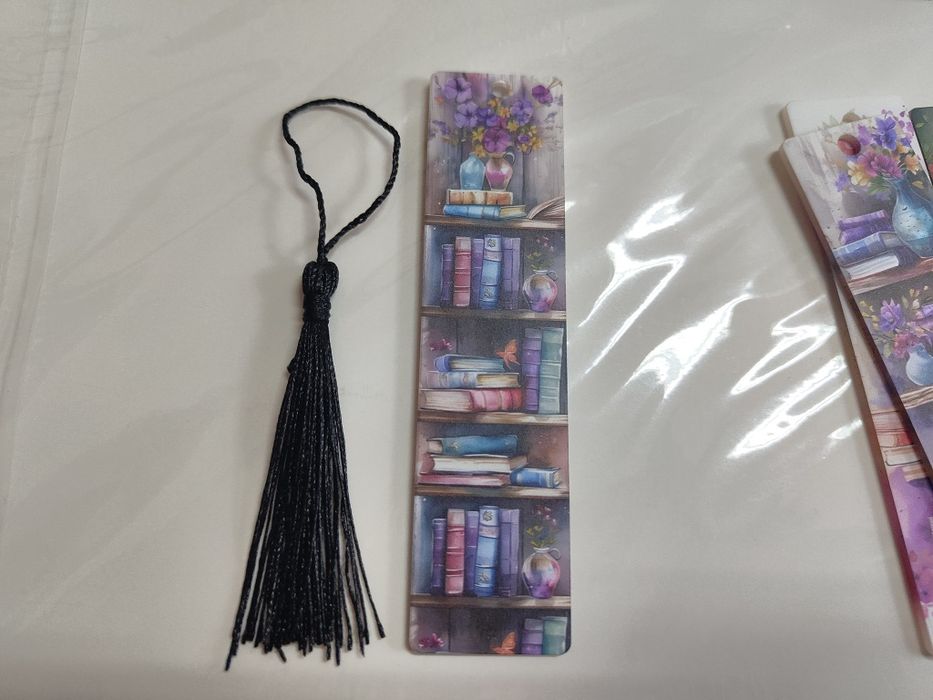 Отметки Книгоразделители Bookmarks