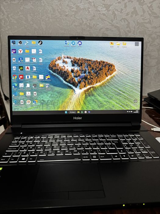 Ноутбук Haier GG1700A  i5-10200H/16gb ram/ 512 GB SSD / GTX 1650 TI