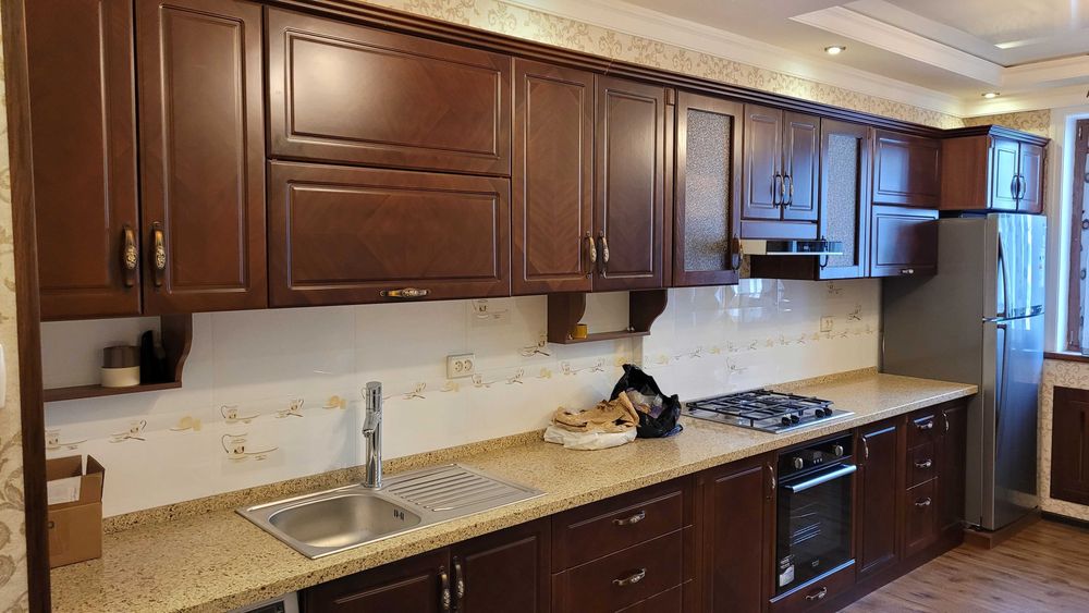 2-комн  кв  Шахристанском в Банковсковском доме  83 м2