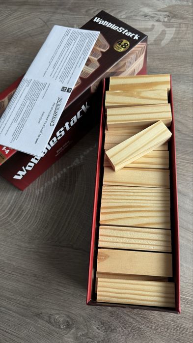 Настолни игри Jenga и Uno – отлично състояние