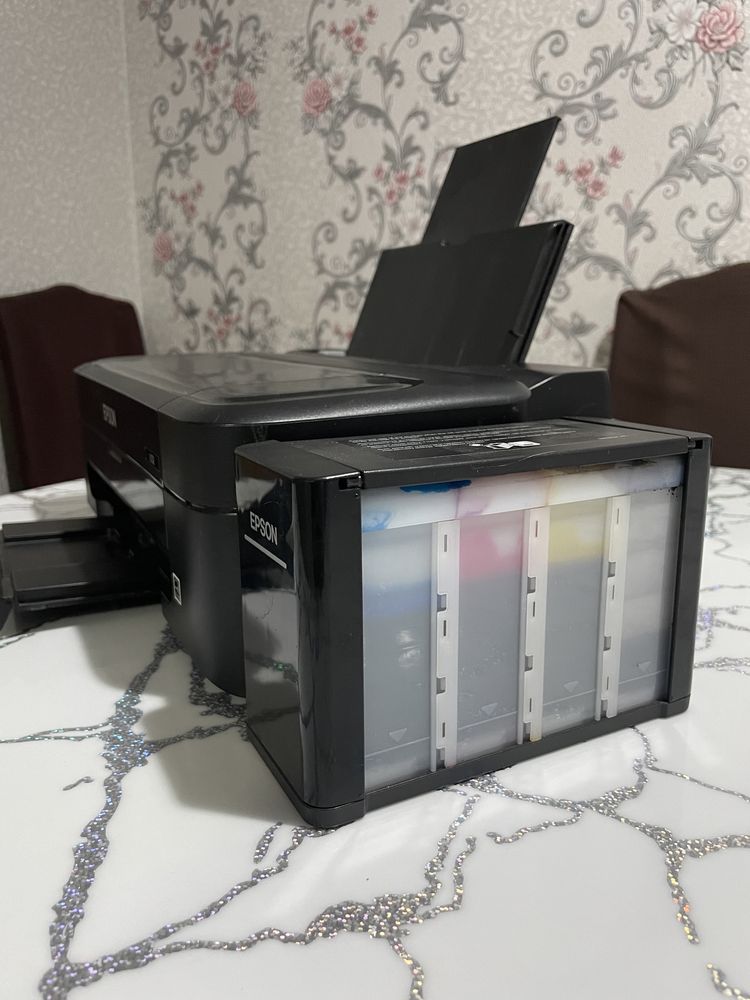 Продам принтер Epson L132