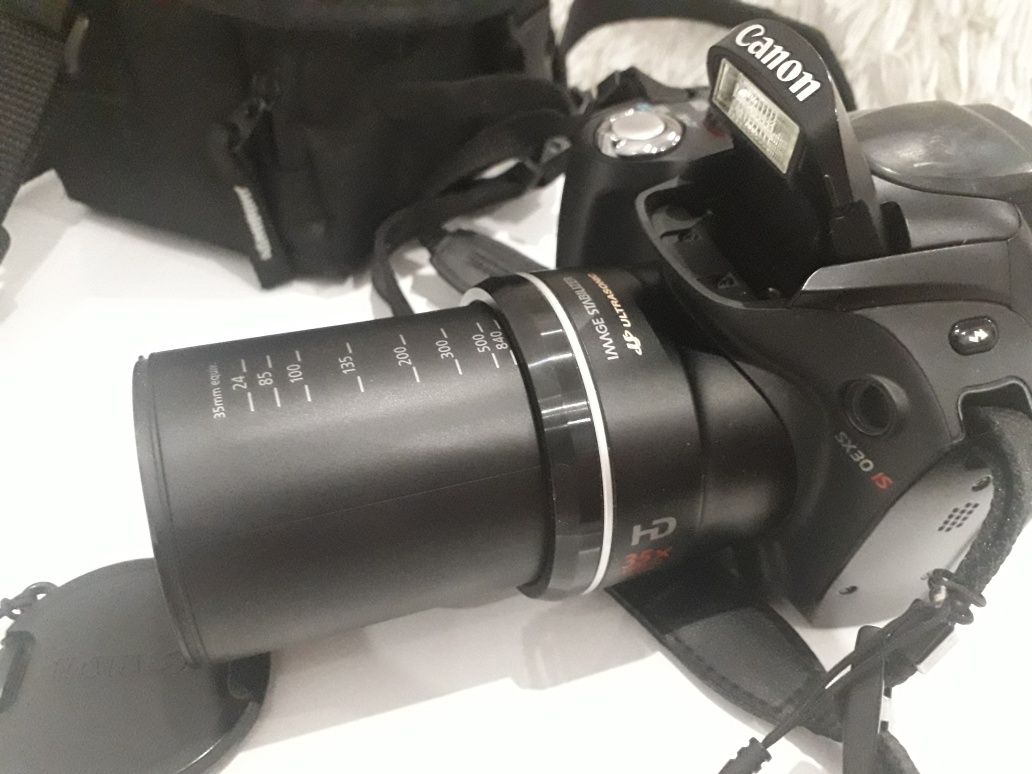 Фотоапарат Cannon SX30IS