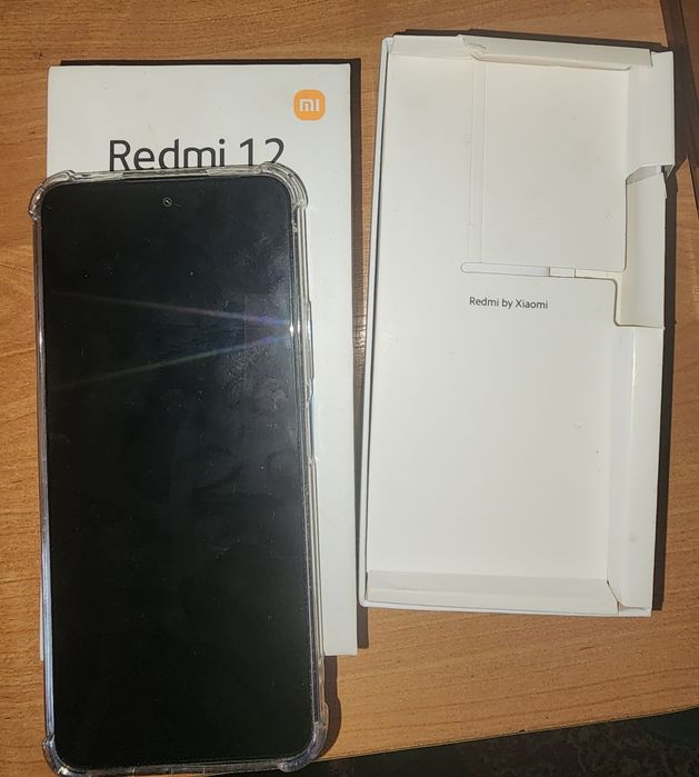 Redmi 12 8/256 б/у полностью рабочий