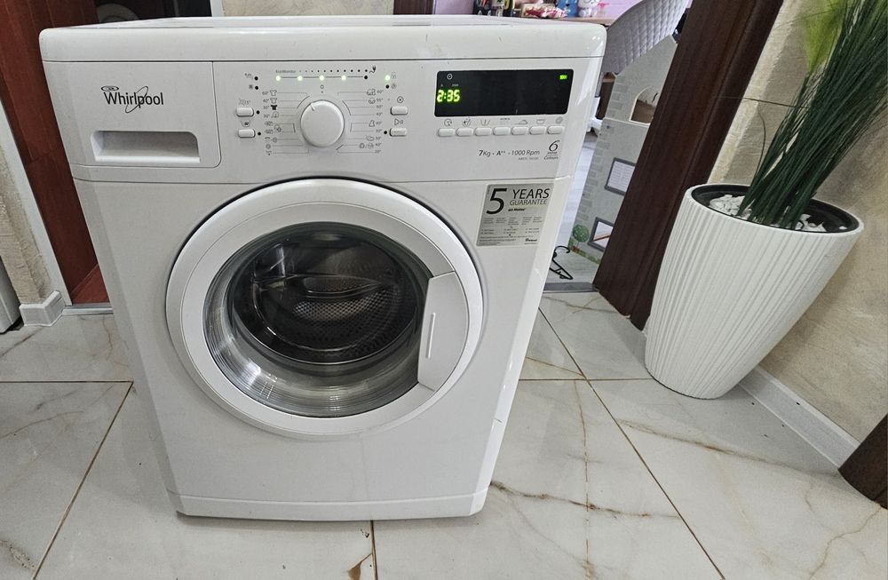 Пералня Whirlpool 7 кг, A++
