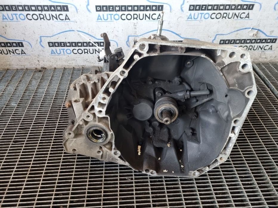 Cutie de viteze Nissan Qashqai 1.6 Benzina 2008 - 2010 114CP Manuala 5 Trepte HR16DE ...