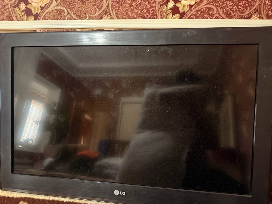 LG telvizir solidarity 32 tali