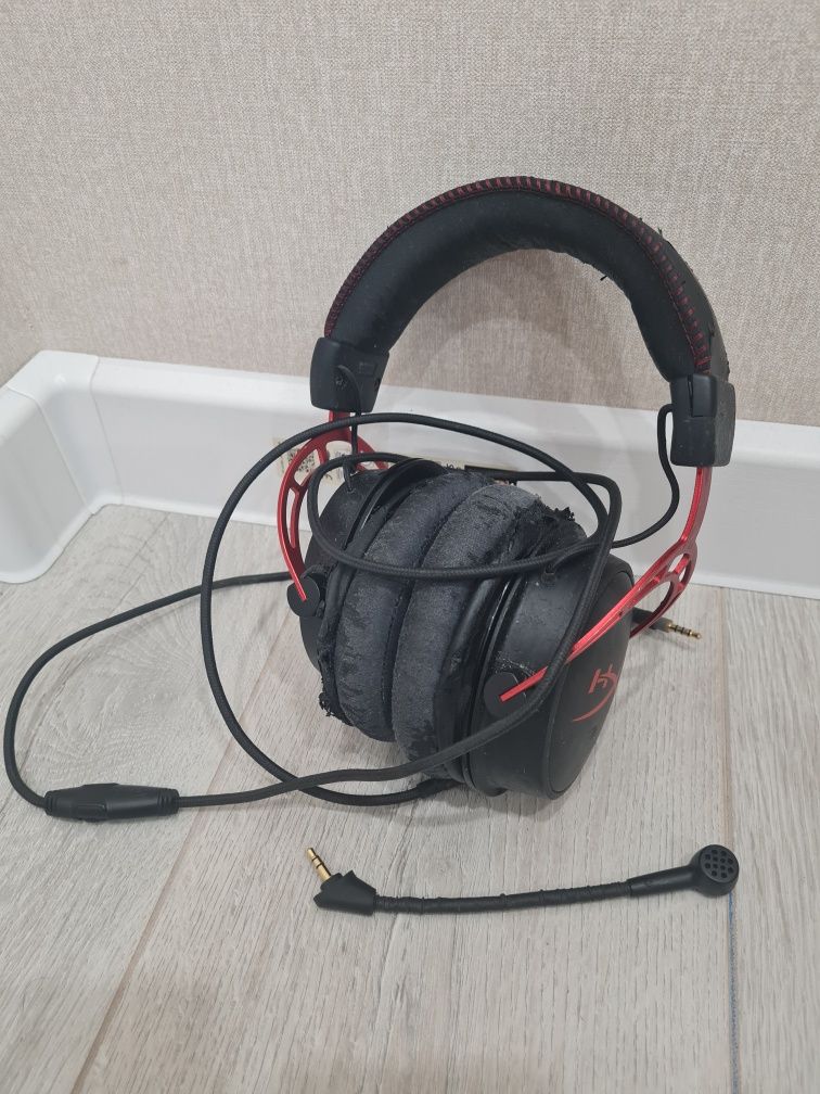 Наушники HyperX Cloud Alpha red