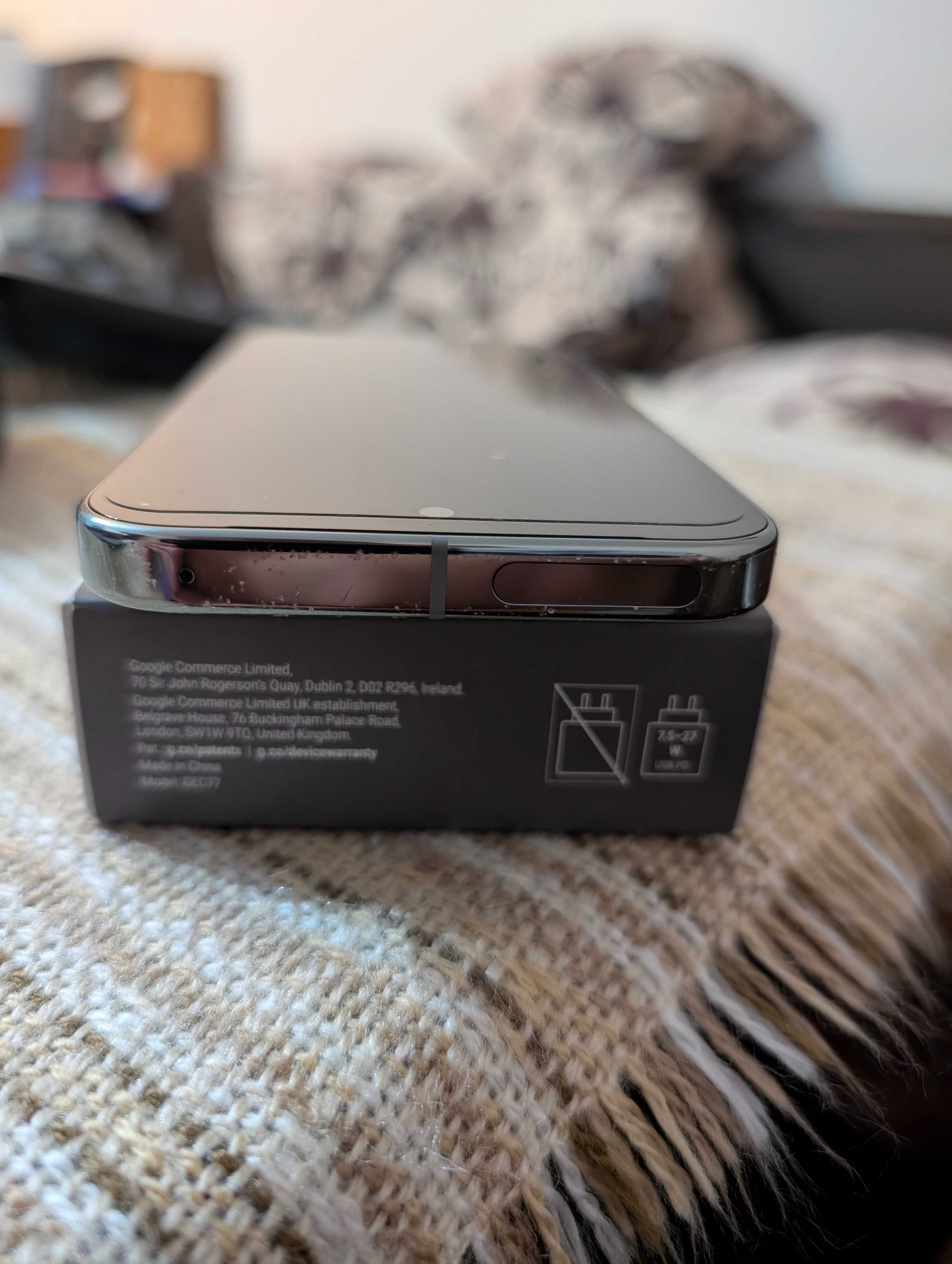 телефон Google Pixel 9 Pro 128 гб- hazel, rose quartz