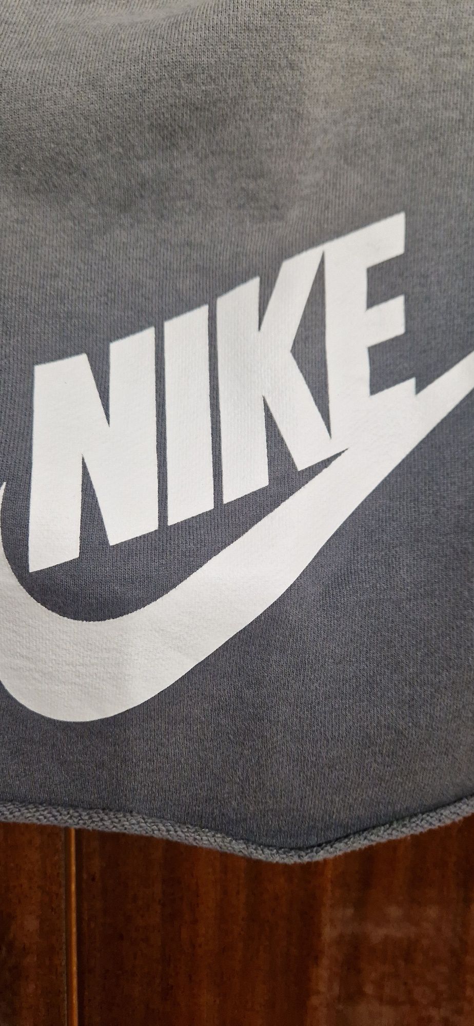 NIKE къси спортни панталони  преливащи уникален модел.