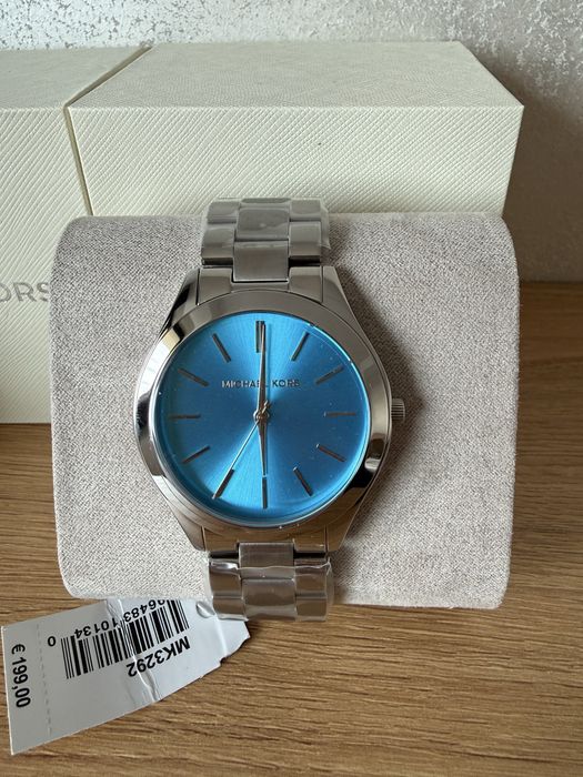 Нов часовник Michael Kors