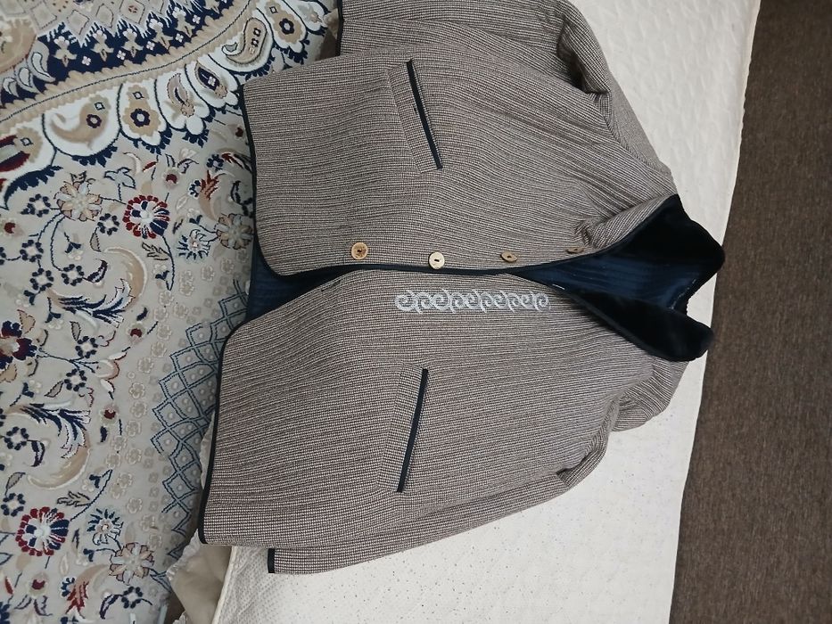 Продам национальный куртка-костюм