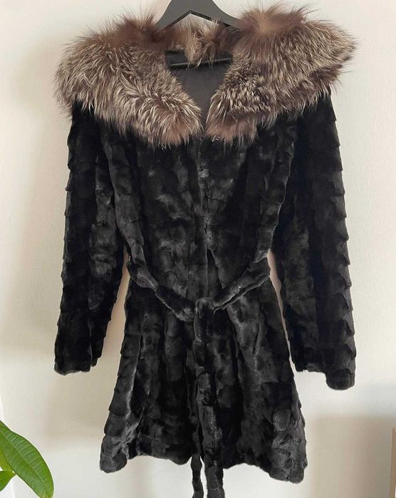 Palton din blană 100% naturala