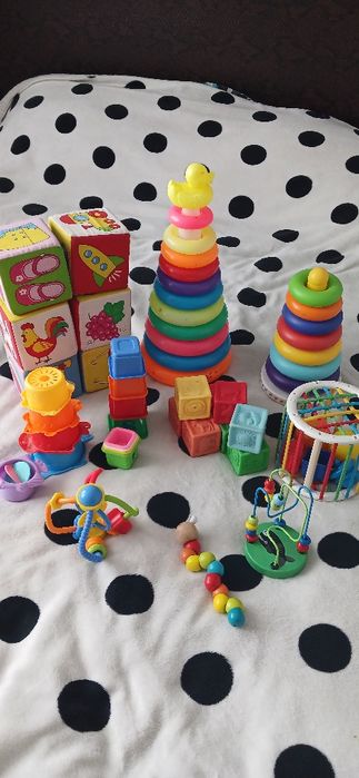 Игрушки развивающие