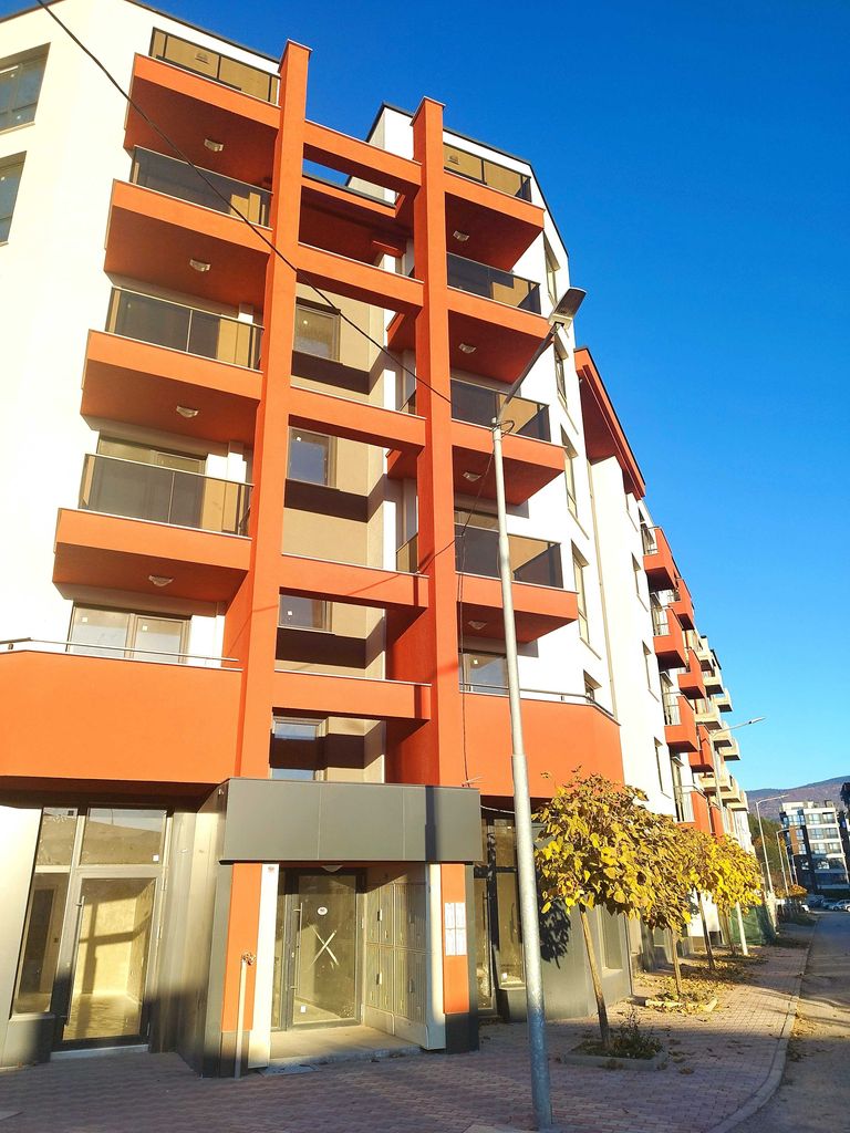 Продава се Двустаен апартамент в Перник, Изток - 81 кв.м за 1146 €/кв.м - Снимка #9