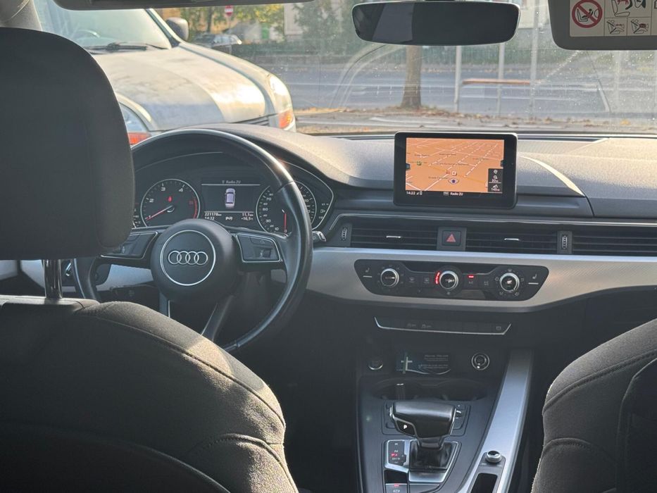 Audi A4 B9 (combi)