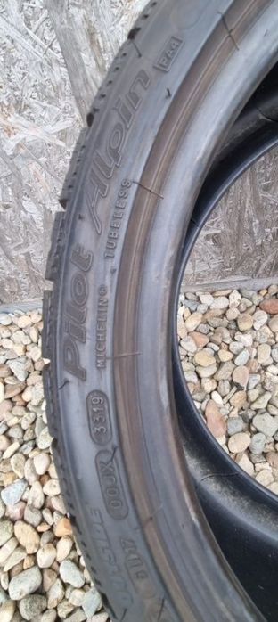 Anvelope Michelin Pilot Alpin PA4 
235/35 R19 91W XL M+S