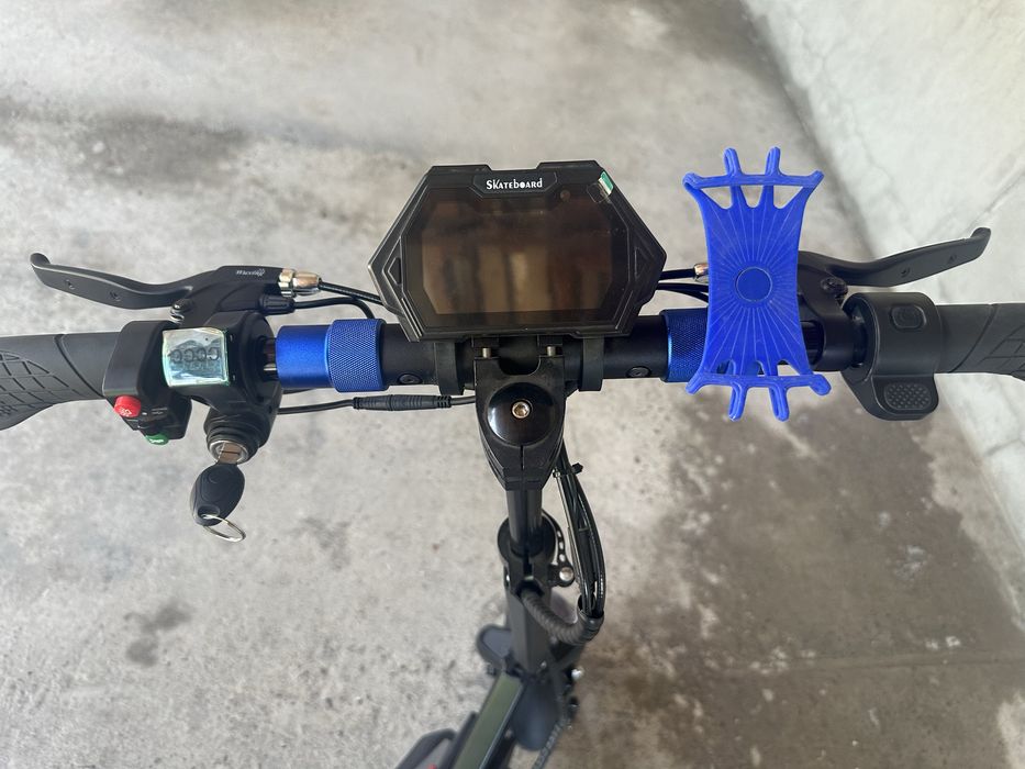 Elektroni samakat sotiladi