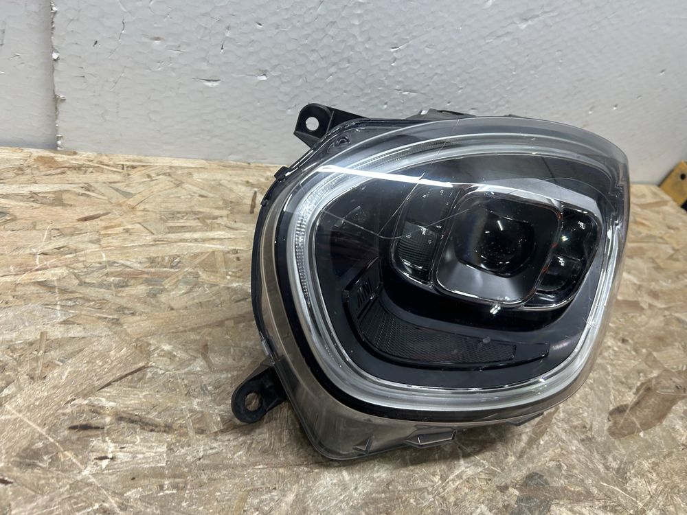Far faruri Mini Countryman F60 LCI full led adaptiv 2020-2023