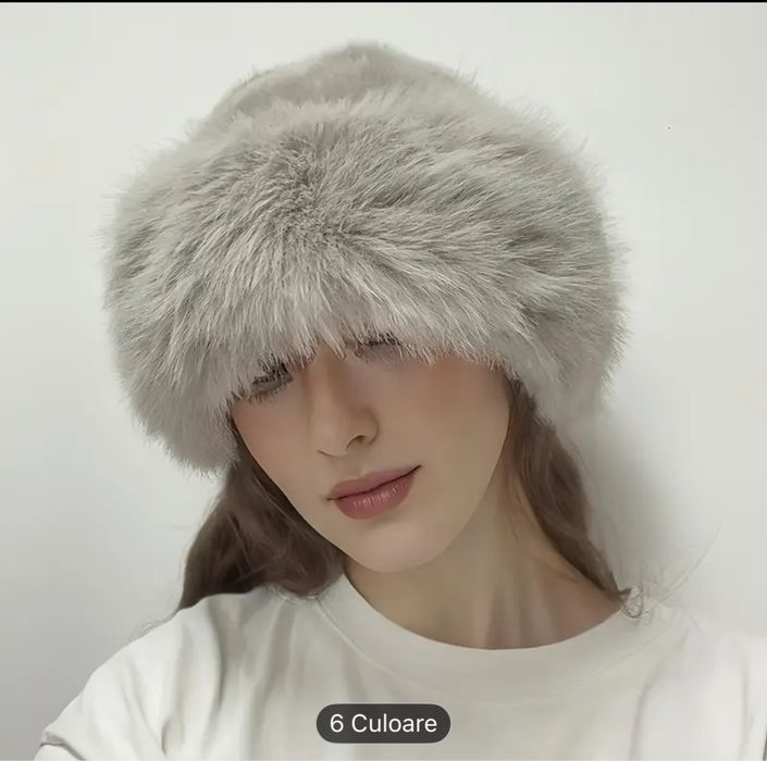 Vand Caciuli  femei noi