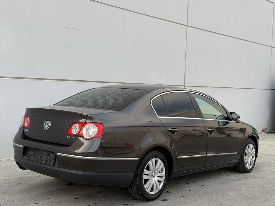 VW Passat 2.0 TDI 170 cp *** MOKKA BROWN *** HIGHLINE *** ADUS AZI