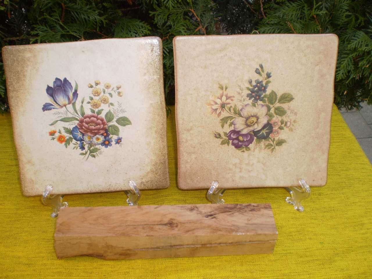 Set de 2 placi decorative, vintage, din gresie pictate manual.