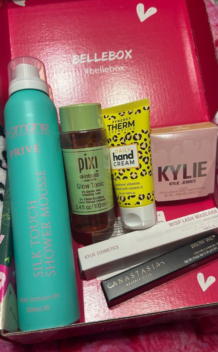 Чисто нова козметика