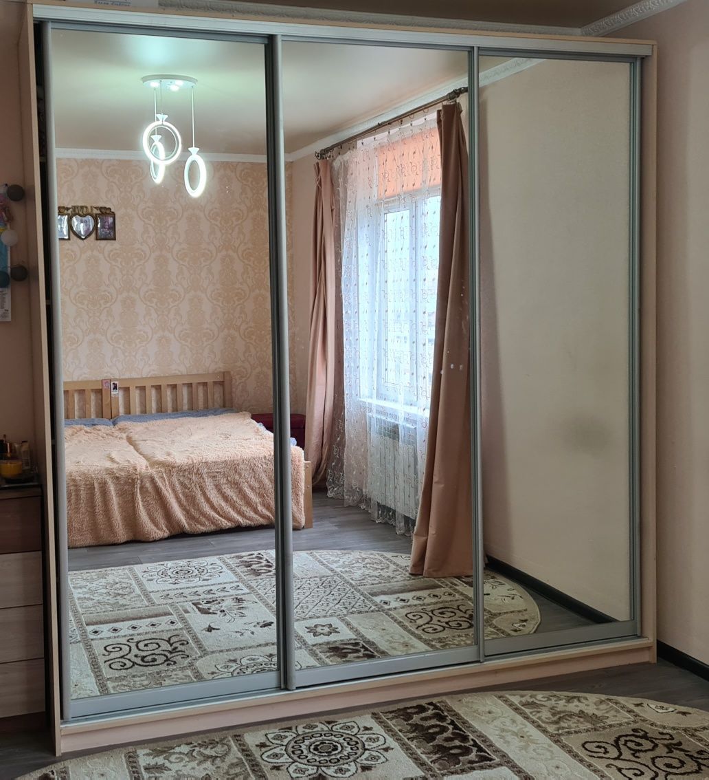 продам гостинную мебель
