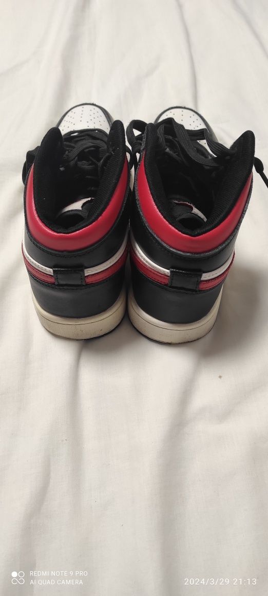 Nike  Jordan  39
