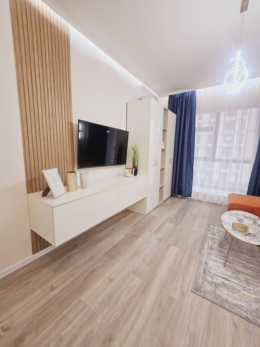 Propietar,vand garsoniera Exigent Plaza (Lujerului,Poli,Afi,Militari)