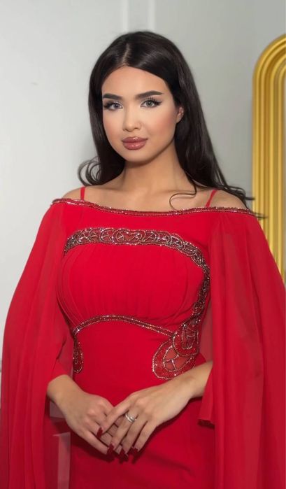 Вечернее платье.