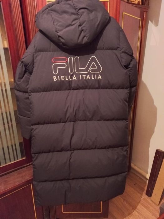 Продам пуховик Fila оригинал
