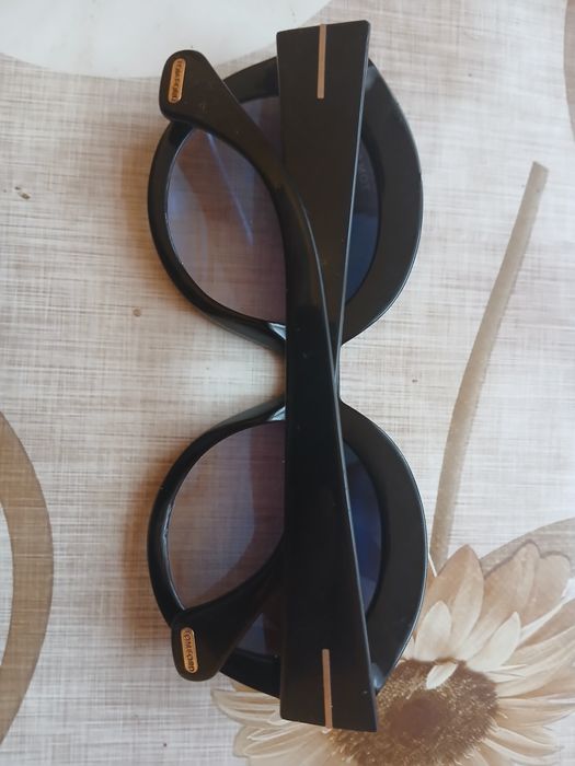 Vând ochelari tom Ford originali