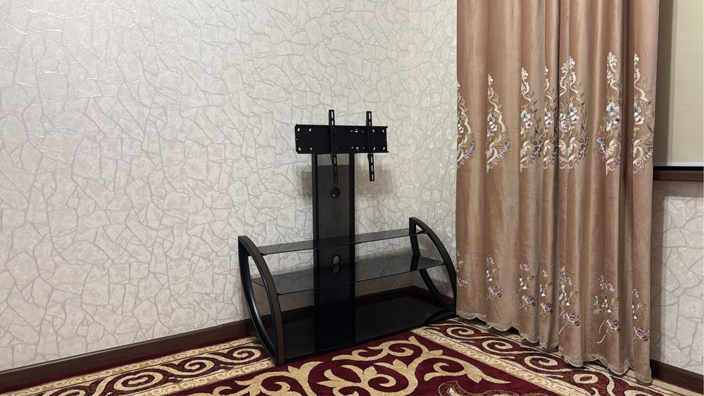 Подставка для телевизора