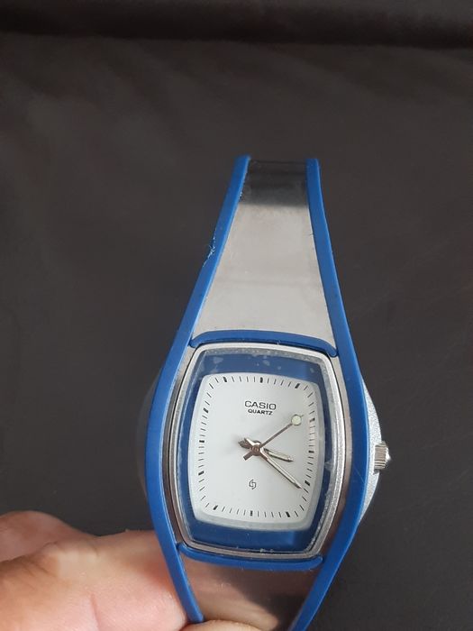 Vând ceas casio quartz