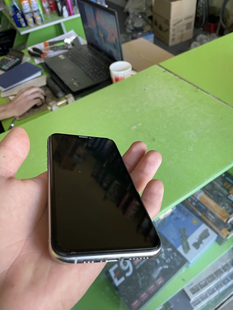 Iphone 11 pro sotiladi