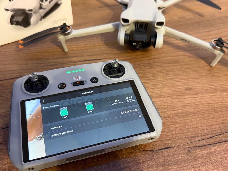 Drona DJI Mini 3 Fly More Combo - DJI RC - Asigurare DJI Care Refresh