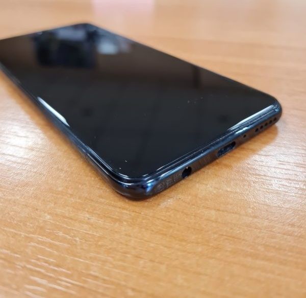 Huawei P30 Lite 128Gb NFC всё работает