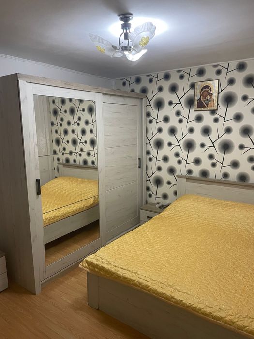 Apartament 3 camere - Coca Cola!