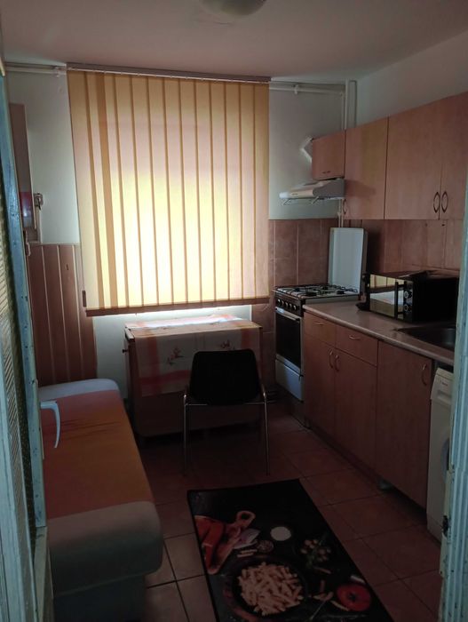 Inchiriez garsoniera