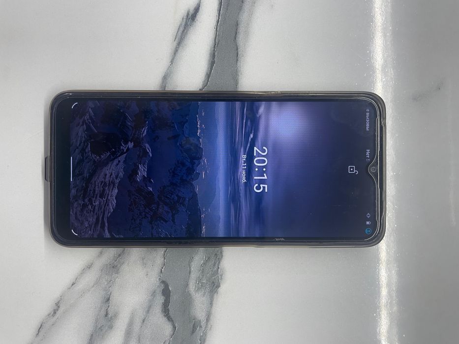 Продам телефон почти новый