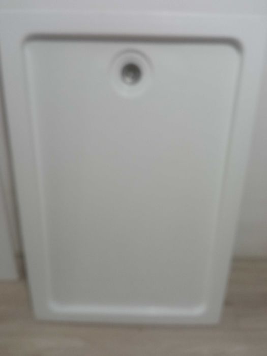 Душевой поддон.размером 120 на 80.