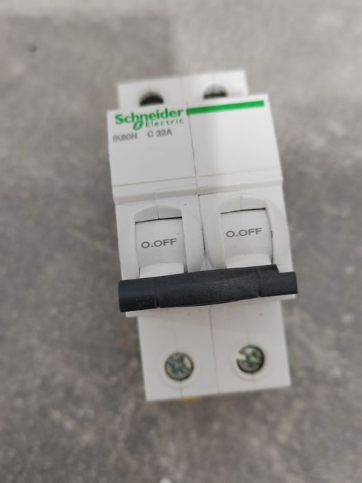 Tablou electric si sigurante /disjunctor contor