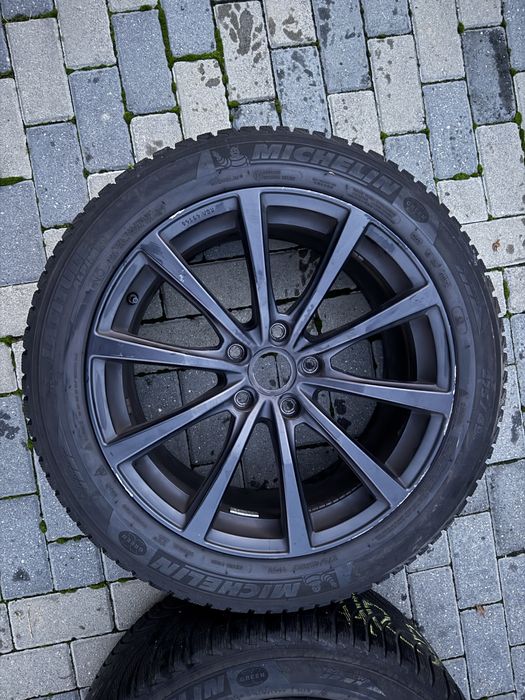 Jante+Caucucuri(MICHELIN)Porsche 275 45 R20