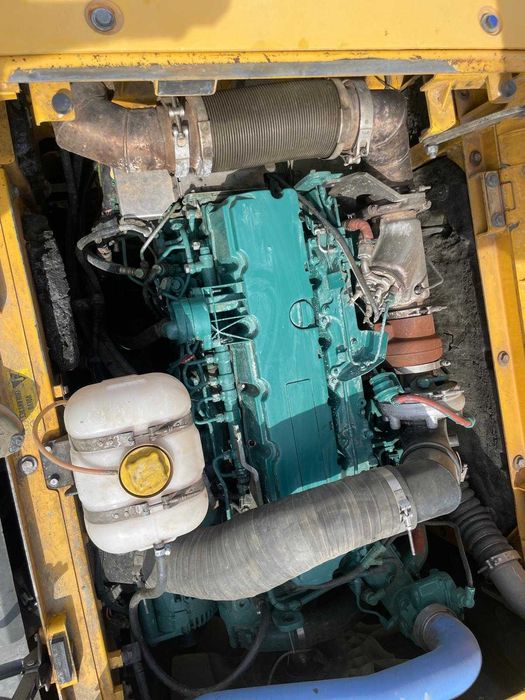 Excavator volvo EC300DL