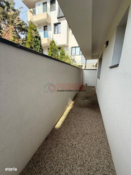 15 min Metrou Aparatorii Patriei - Garsoniera cu curte - Acte gata