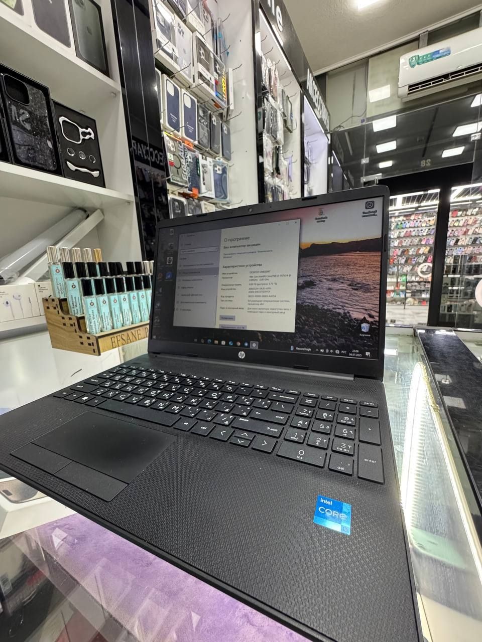 Noutbook Intel core 3 srochno sotiladi