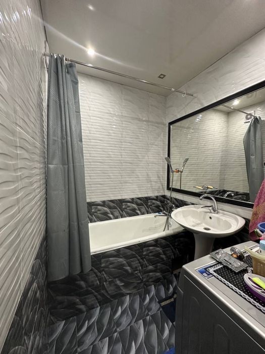 Продаётся 4-комнатная квартира на Юнусабаде.